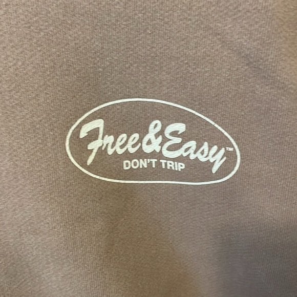 Don’t Trip Sweat Shirt - Picture 2 of 3